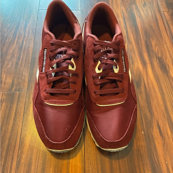Reebok Men's Burgundy and White Sneakers - Picture 3 of 4